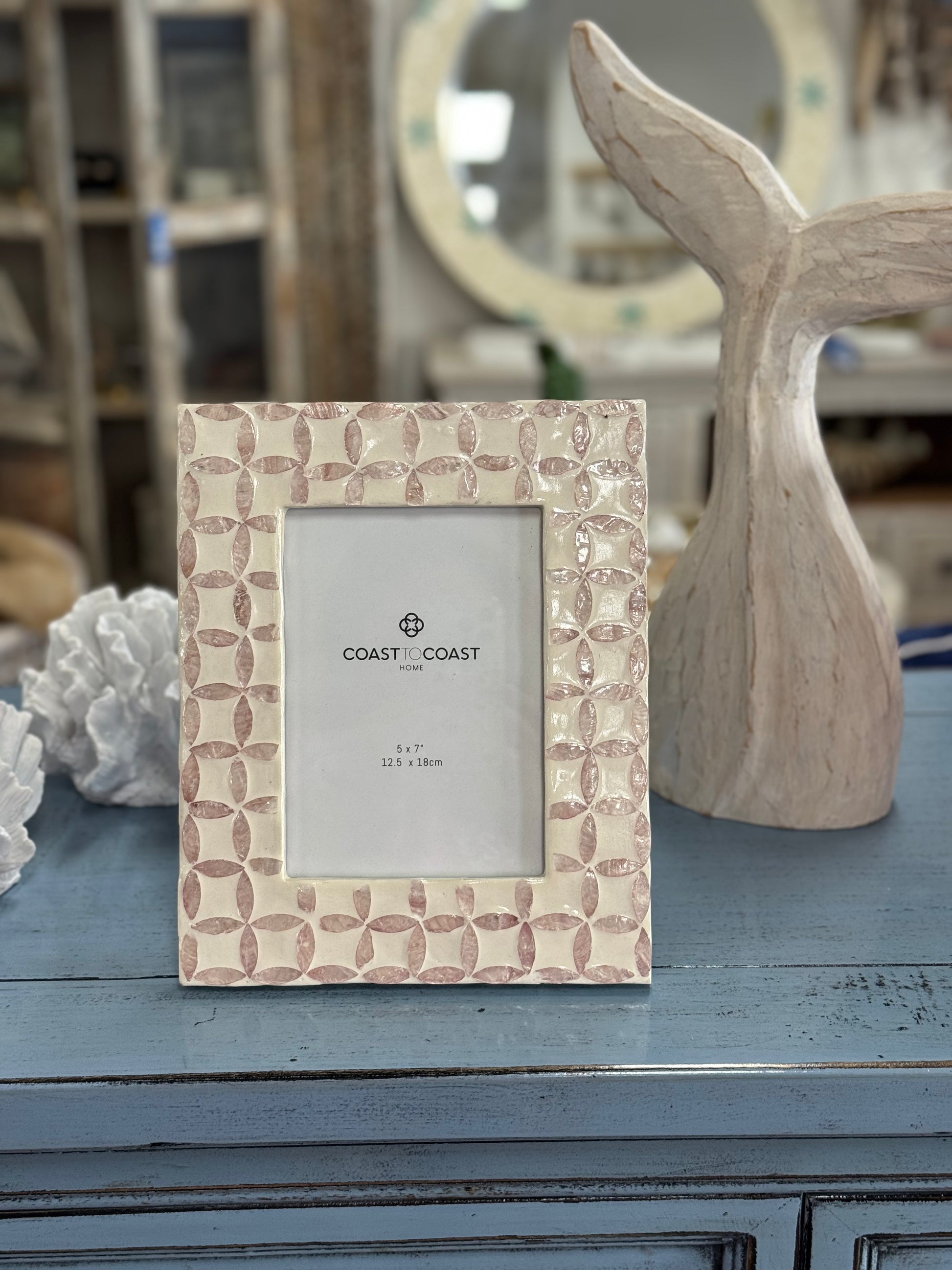 Shell inlay photo frame