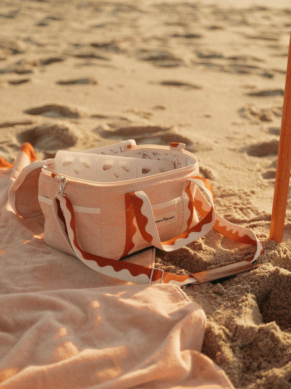 The Premium Cooler Bag - Rivie